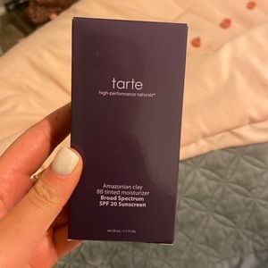 BRAND NEW + UNOPENED tarte Amazonian clay bb tinted moisturizer in light medium
